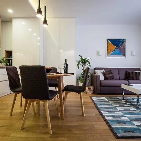Caelestis Apartment Zagreb Exterior photo